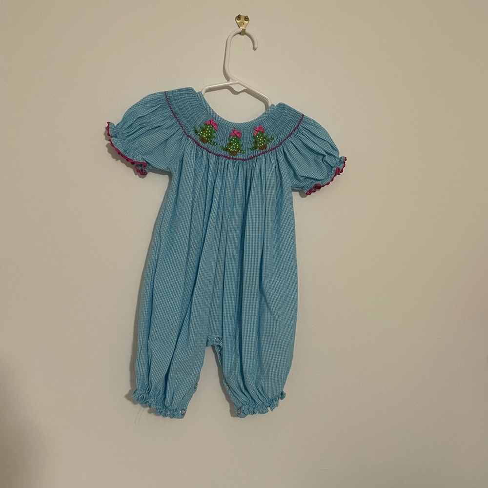 Smocked Christmas tree outfit.